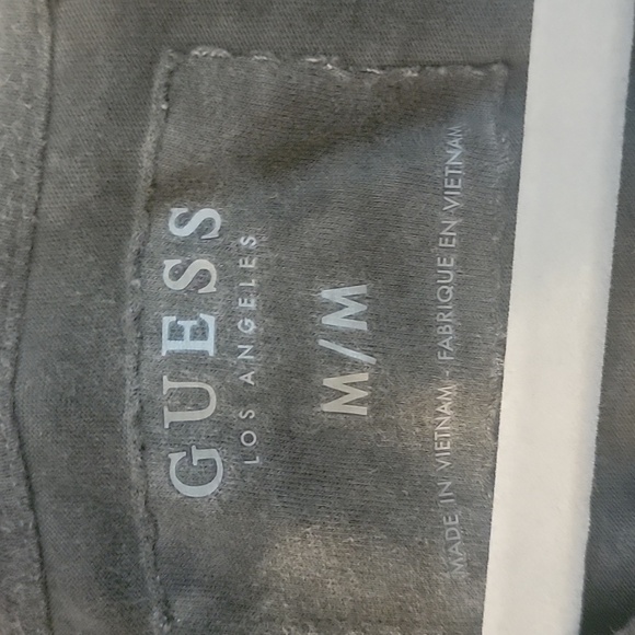 Mens Guess tee - Picture 3 of 4